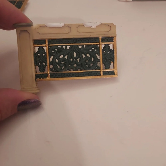 Vintage 1999 Lemax Village Collection - Lighted Victorian Gated Fence, Set of 5 - Picture 7 of 14